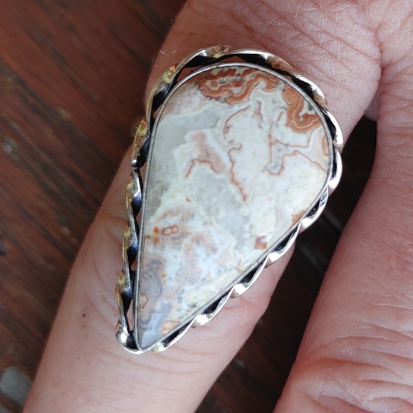 Scolecite Ring in 925 Sterling Silver Overlay (size 9) - Picture 5 of 13